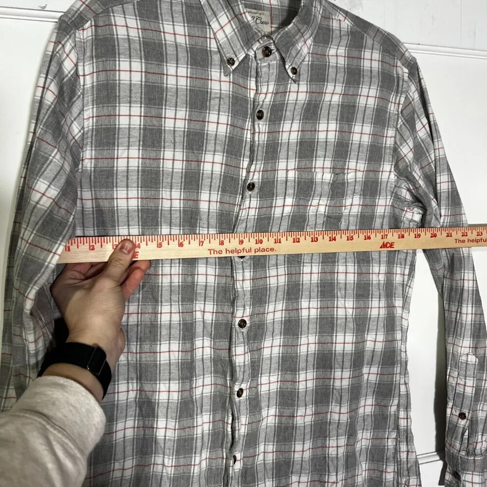 J. Crew Brushed Twill Button Down Shirt Slim Fit in Grey White Red Plaid Size M